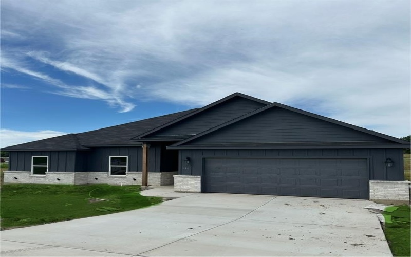 520 E Lamar Street, Palmer, TX 75152, 4 Bedrooms Bedrooms, ,3 BathroomsBathrooms,Residential,For Sale,520 E Lamar Street,20945603