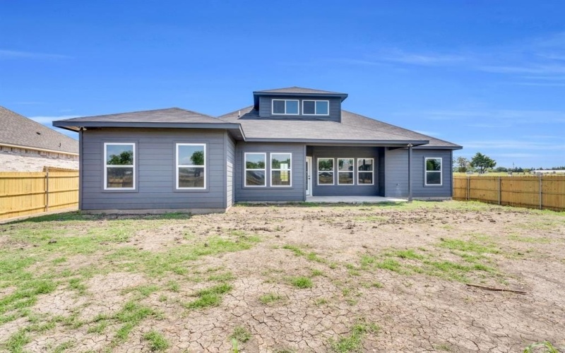 520 E Lamar Street, Palmer, TX 75152, 4 Habitaciones Habitaciones , ,3 BañosBaños,Residential,En Venta,520 E Lamar Street,0,20945603