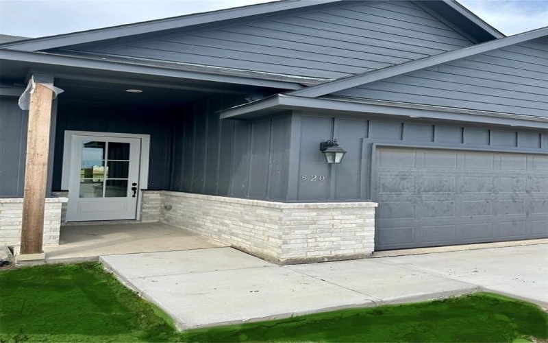 520 E Lamar Street, Palmer, TX 75152, 4 Bedrooms Bedrooms, ,3 BathroomsBathrooms,Residential,For Sale,520 E Lamar Street,20945603