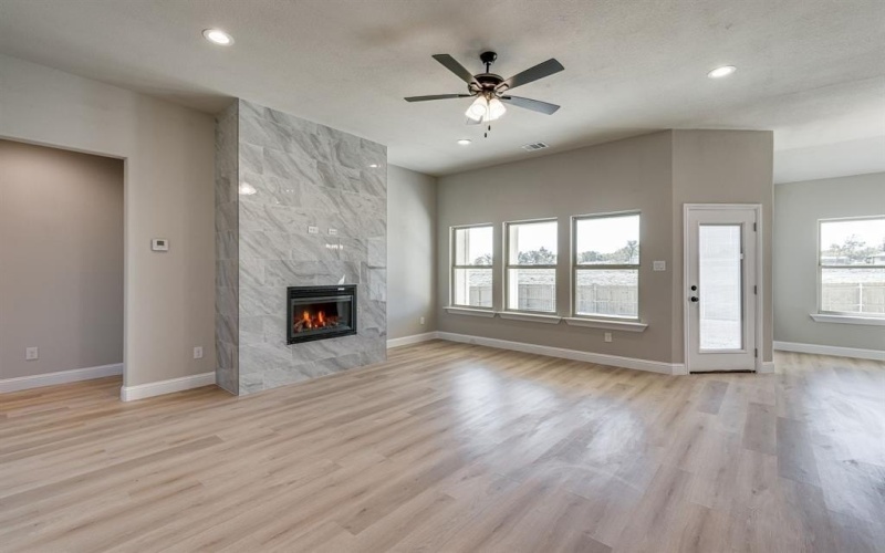 520 E Lamar Street, Palmer, TX 75152, 4 Bedrooms Bedrooms, ,3 BathroomsBathrooms,Residential,For Sale,520 E Lamar Street,20945603