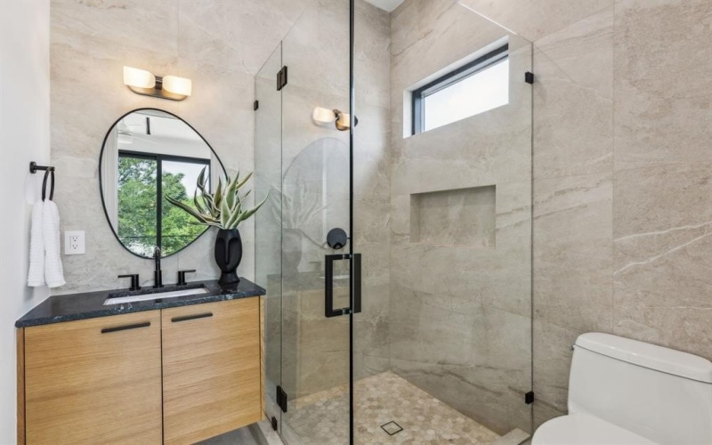 2031 Cullen Avenue, Dallas, TX 75206, 4 Bedrooms Bedrooms, ,6 BathroomsBathrooms,Residential,For Sale,2031 Cullen Avenue,20946066