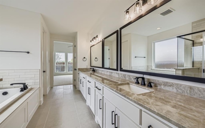 1609 Primms Place, Fort Worth, TX 76052, 4 Habitaciones Habitaciones , ,3 BañosBaños,Residential,En Venta,1609 Primms Place,0,20946446