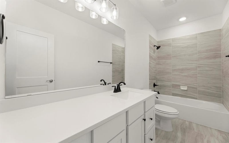 487 Silent Pond Parkway, Lavon, TX 75166, 5 Habitaciones Habitaciones , ,3 BañosBaños,Residential,En Venta,487 Silent Pond Parkway,20946535