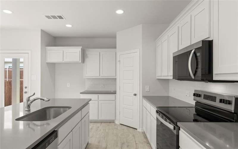3116 Yellow Pine, Melissa, TX 75454, 4 Habitaciones Habitaciones , ,2 BañosBaños,Residential,En Venta,3116 Yellow Pine,20946764