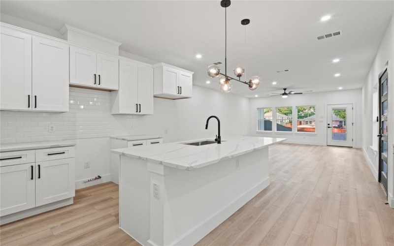 1310 Coleman Avenue, Dallas, TX 75215, 3 Bedrooms Bedrooms, ,2 BathroomsBathrooms,Residential,For Sale,1310 Coleman Avenue,20947096