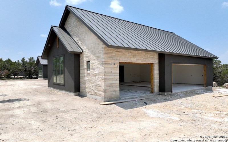 985 Malbec Loop, Canyon Lake, TX 78133, 3 Bedrooms Bedrooms, ,3 BathroomsBathrooms,Residential,For Sale,985 Malbec Loop,1869908