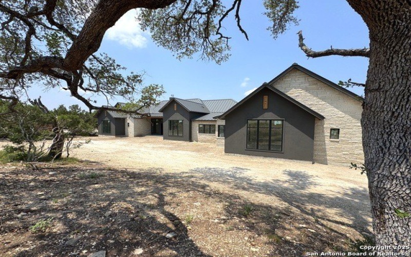 985 Malbec Loop, Canyon Lake, TX 78133, 3 Bedrooms Bedrooms, ,3 BathroomsBathrooms,Residential,For Sale,985 Malbec Loop,1869908