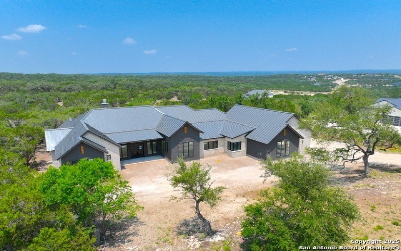 985 Malbec Loop, Canyon Lake, TX 78133, 3 Bedrooms Bedrooms, ,3 BathroomsBathrooms,Residential,For Sale,985 Malbec Loop,1869908