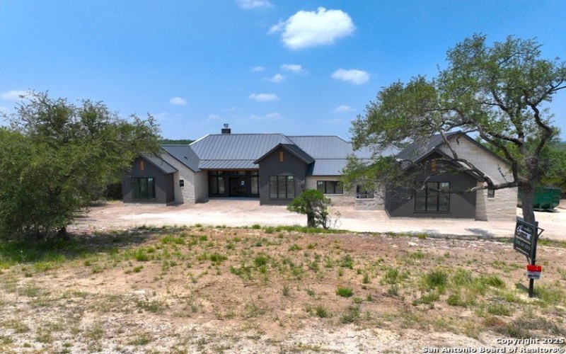 985 Malbec Loop, Canyon Lake, TX 78133, 3 Bedrooms Bedrooms, ,3 BathroomsBathrooms,Residential,For Sale,985 Malbec Loop,1869908