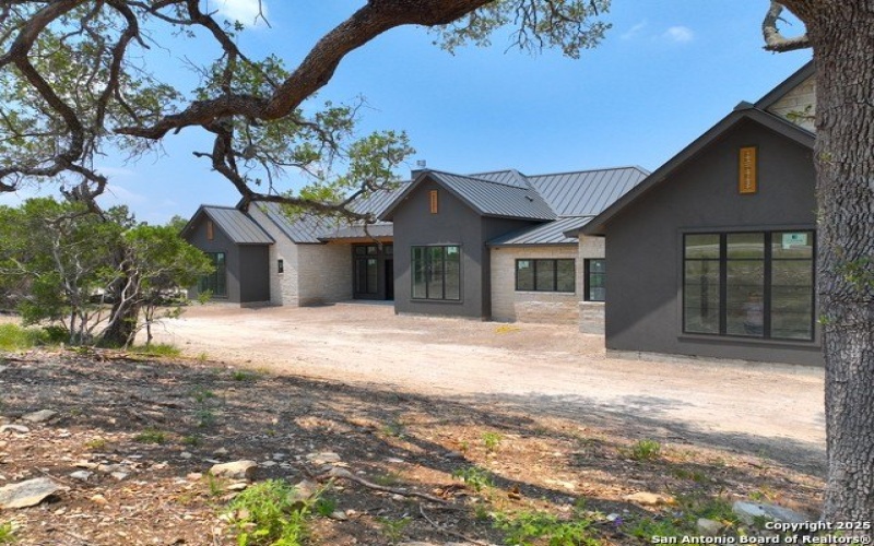 985 Malbec Loop, Canyon Lake, TX 78133, 3 Bedrooms Bedrooms, ,3 BathroomsBathrooms,Residential,For Sale,985 Malbec Loop,1869908