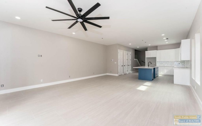 128A Saturn Lane #A, South Padre Island, TX 78597, 6 Bedrooms Bedrooms, ,6 BathroomsBathrooms,Residential,For Sale,128A Saturn Lane,103808