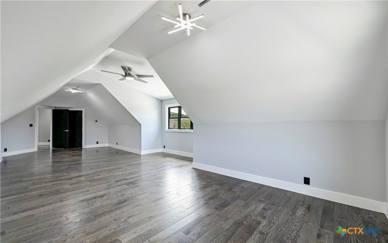 304 Spring Hollow Drive, Bertram, TX 78605, 5 Bedrooms Bedrooms, ,3 BathroomsBathrooms,Residential,For Sale,304 Spring Hollow Drive,581129