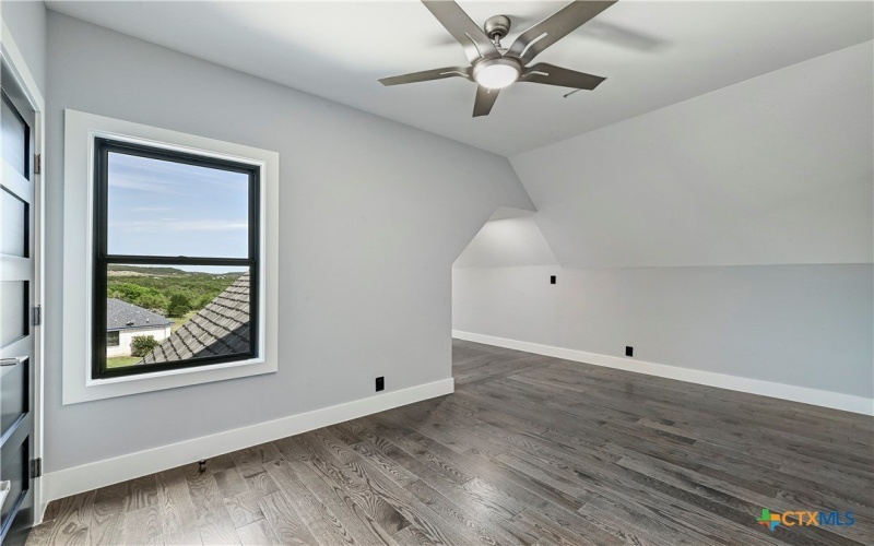 304 Spring Hollow Drive, Bertram, TX 78605, 5 Bedrooms Bedrooms, ,3 BathroomsBathrooms,Residential,For Sale,304 Spring Hollow Drive,581129