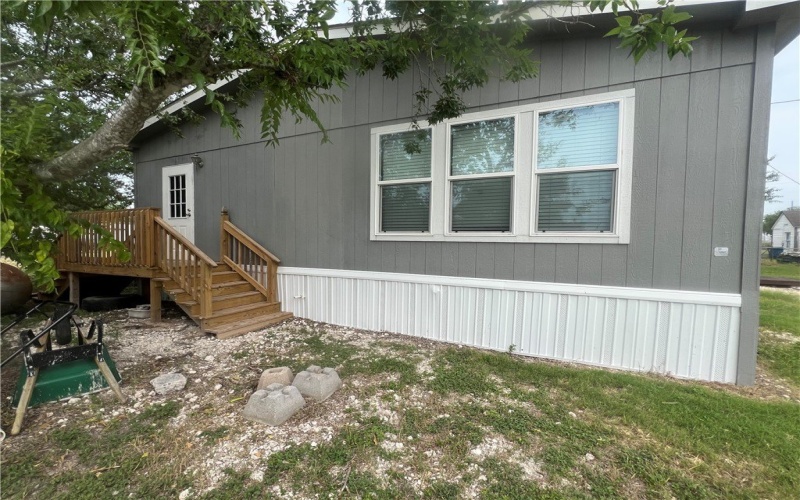272 Orange Street, Mathis, TX 78368, 3 Bedrooms Bedrooms, ,2 BathroomsBathrooms,Residential,For Sale,272 Orange Street,0,459632
