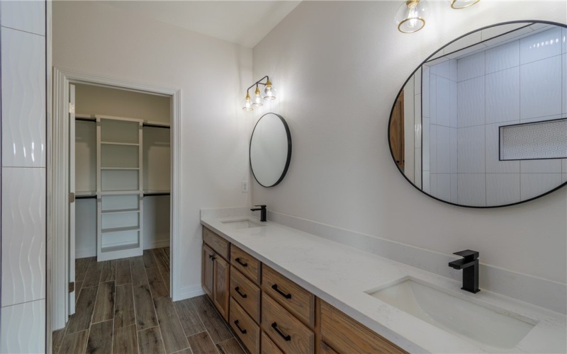 1055 N King Street, Alice, TX 78332, 3 Bedrooms Bedrooms, ,2 BathroomsBathrooms,Residential,For Sale,1055 N King Street,459648