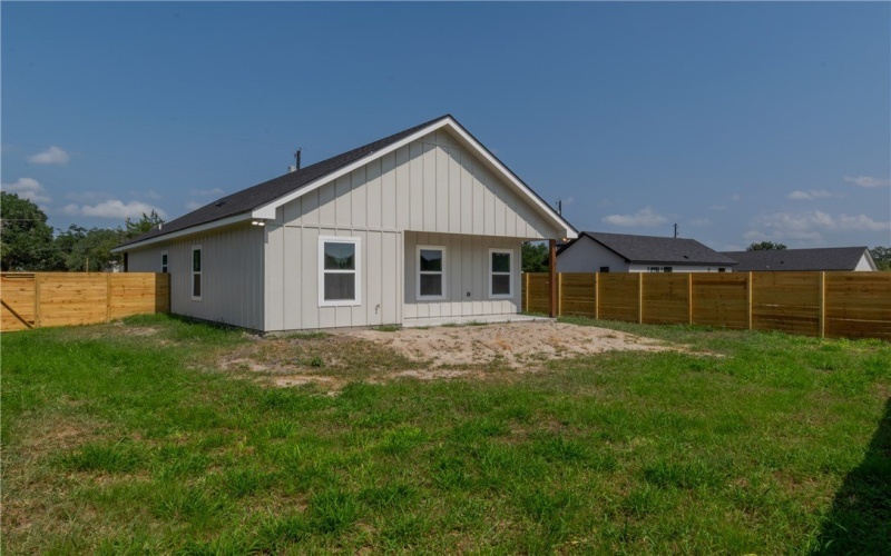 1055 N King Street, Alice, TX 78332, 3 Bedrooms Bedrooms, ,2 BathroomsBathrooms,Residential,For Sale,1055 N King Street,459648