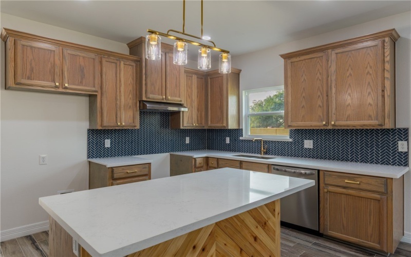 1055 N King Street, Alice, TX 78332, 3 Bedrooms Bedrooms, ,2 BathroomsBathrooms,Residential,For Sale,1055 N King Street,459648