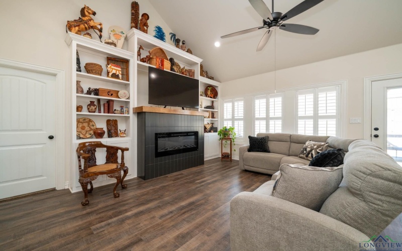 1767 CR 186 E, Kilgore, TX 75662, 4 Bedrooms Bedrooms, ,2 BathroomsBathrooms,Residential,For Sale,1767 CR 186 E,20253587