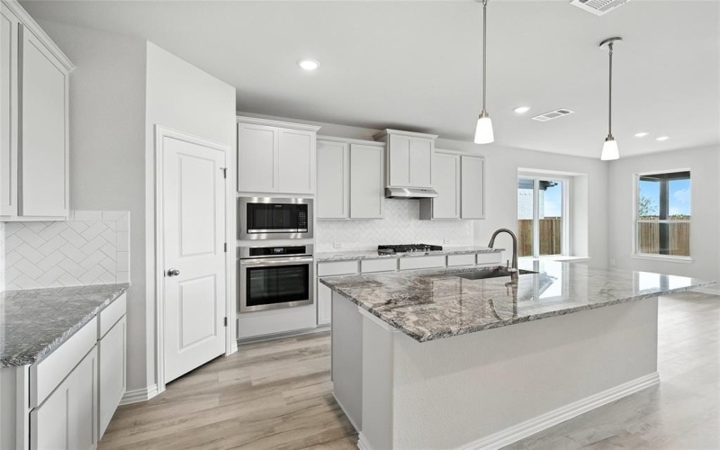 16377 Renault Street, Fort Worth, TX 76247, 5 Bedrooms Bedrooms, ,5 BathroomsBathrooms,Residential,For Sale,16377 Renault Street,20867960