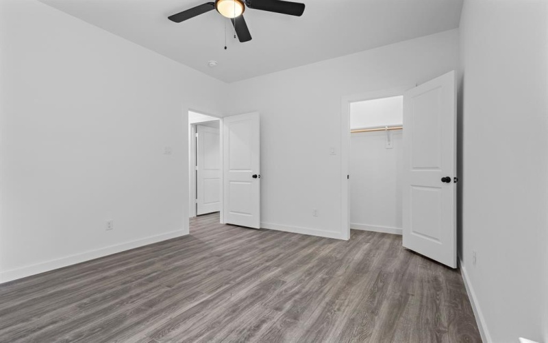 14815 Goliad Drive, Cabaña de madera, TX 75148, 3 Bedrooms Bedrooms, ,2 BathroomsBathrooms,Residential,For Sale,14815 Goliad Drive,20947224