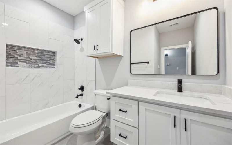 4002 ROBERT L PARISH SR Avenue, Dallas, TX 75210, 3 Habitaciones Habitaciones , ,2 BañosBaños,Residential,En Venta,4002 ROBERT L PARISH SR Avenue,20944563