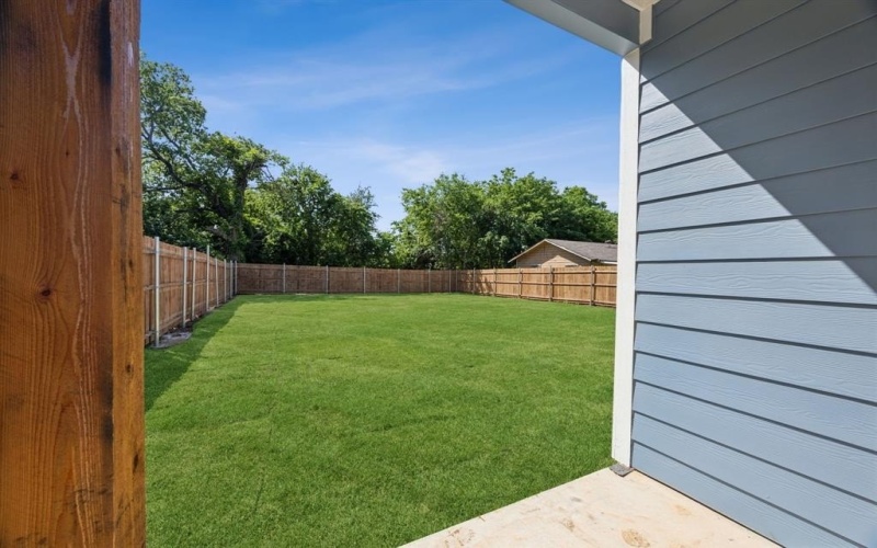 4002 ROBERT L PARISH SR Avenue, Dallas, TX 75210, 3 Habitaciones Habitaciones , ,2 BañosBaños,Residential,En Venta,4002 ROBERT L PARISH SR Avenue,20944563