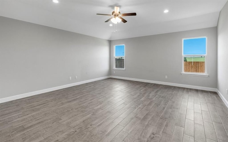 1161 KEYSTONE Drive, Granbury, TX 76048, 4 Habitaciones Habitaciones , ,2 BañosBaños,Residential,En Venta,1161 KEYSTONE Drive,20945310