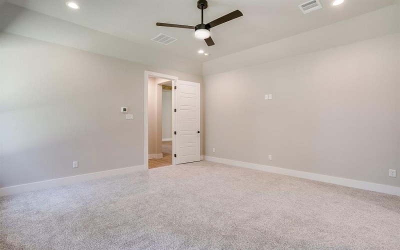 1057 Llano Way, Poolville, TX 76487, 3 Bedrooms Bedrooms, ,2 BathroomsBathrooms,Residential,For Sale,1057 Llano Way,0,20946522