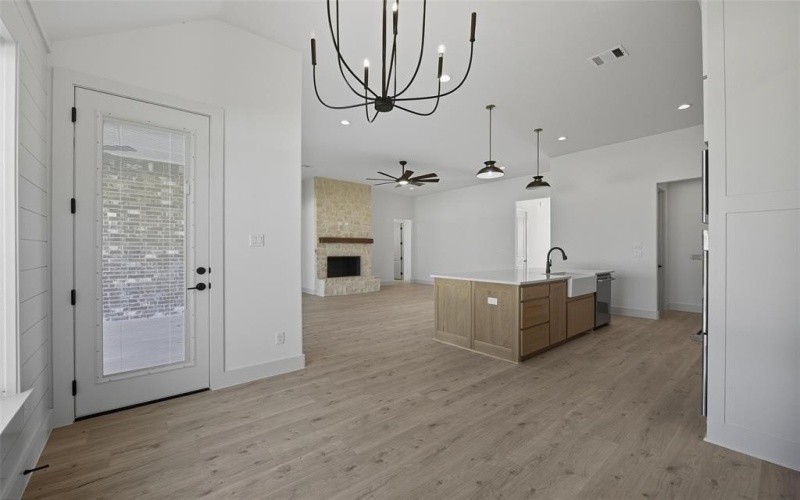 1023 Eagles Bluff, Weatherford, TX 76087, 4 Bedrooms Bedrooms, ,2 BathroomsBathrooms,Residential,For Sale,1023 Eagles Bluff,0,20946567