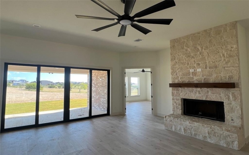 1023 Eagles Bluff, Weatherford, TX 76087, 4 Habitaciones Habitaciones , ,2 BañosBaños,Residential,En Venta,1023 Eagles Bluff,0,20946567