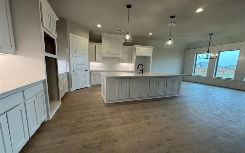 117 Chapowits, Godley, TX 76044, 3 Bedrooms Bedrooms, ,2 BathroomsBathrooms,Residential,For Sale,117 Chapowits,20946600