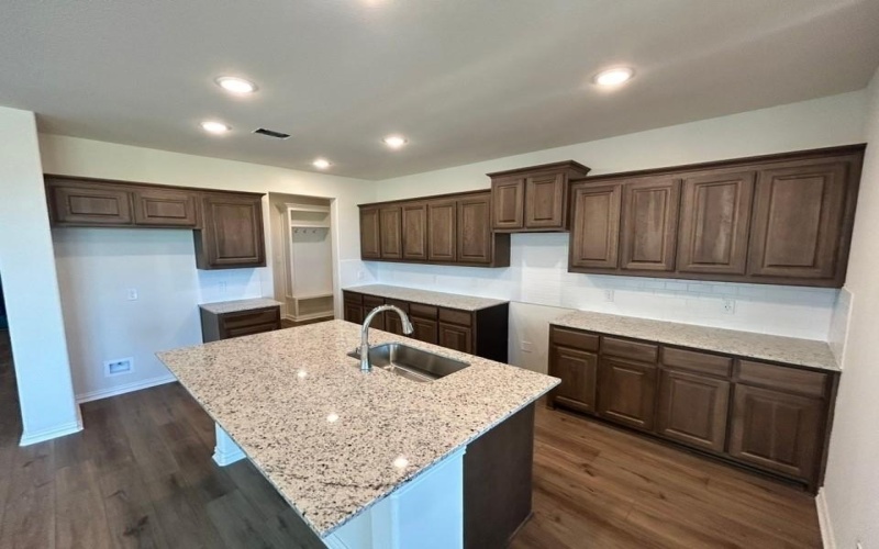 3516 Columbus Street, Gainesville, TX 76240, 4 Habitaciones Habitaciones , ,3 BañosBaños,Residential,En Venta,3516 Columbus Street,20943908