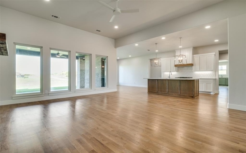 9900 Aiken Court, Mesquite, TX 75126, 4 Habitaciones Habitaciones , ,3 BañosBaños,Residential,En Venta,9900 Aiken Court,20947163