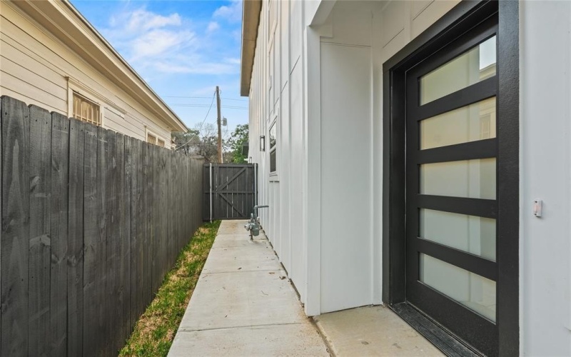 1310/ 1312 Coleman Avenue, Dallas, TX 75215, 6 Habitaciones Habitaciones , ,5 BañosBaños,Residential Multi Family,En Venta,1310/ 1312 Coleman Avenue,20947186