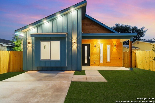 1422 Sherman, San Antonio, TX 78202, 3 Habitaciones Habitaciones , ,2 BañosBaños,Residential,En Venta,1422 Sherman,1869854