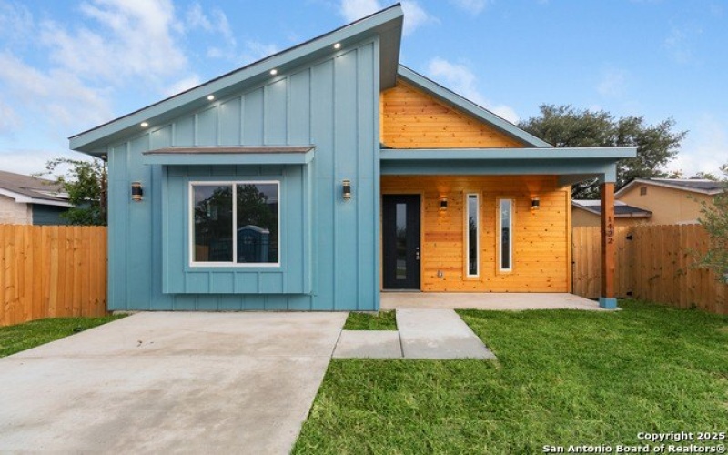 1422 Sherman, San Antonio, TX 78202, 3 Habitaciones Habitaciones , ,2 BañosBaños,Residential,En Venta,1422 Sherman,1869854