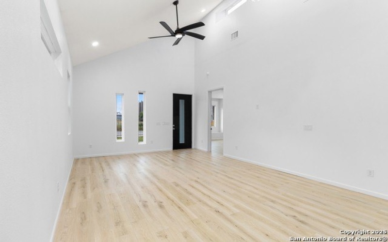 1422 Sherman, San Antonio, TX 78202, 3 Habitaciones Habitaciones , ,2 BañosBaños,Residential,En Venta,1422 Sherman,1869854