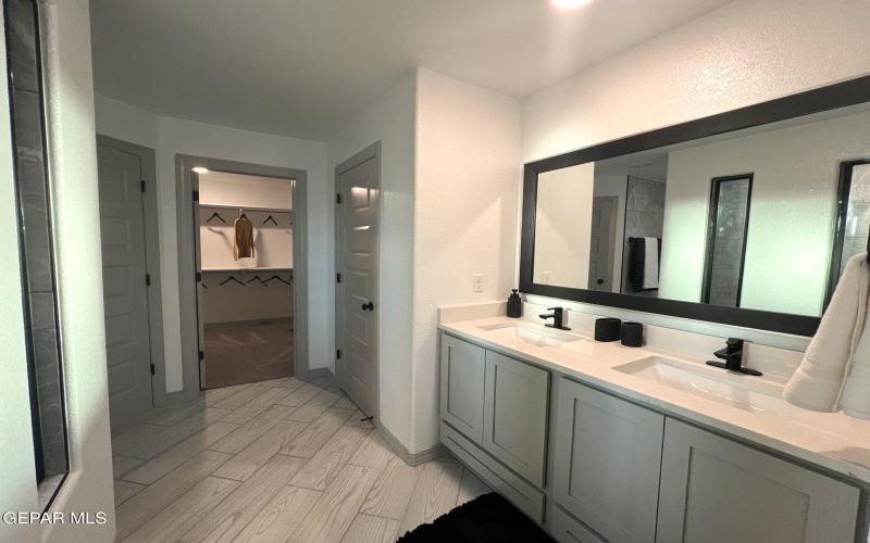 10729 Walden Pond Street, El Paso, TX 79924, 4 Habitaciones Habitaciones , ,2 BañosBaños,Residential,En Venta,10729 Walden Pond Street,923235