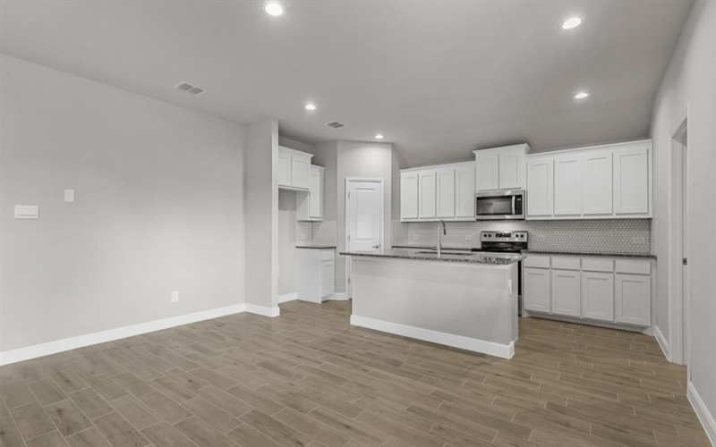 304 LIBBY Lane, Mansfield, TX 76063, 3 Habitaciones Habitaciones , ,2 BañosBaños,Residential,En Venta,304 LIBBY Lane,20946517