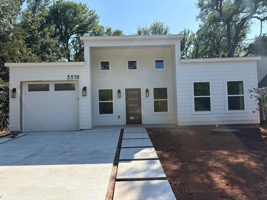 5518 Cold Water Trail, Granbury, TX 76048, 3 Bedrooms Bedrooms, ,2 BathroomsBathrooms,Residential,For Sale,5518 Cold Water Trail,20939957