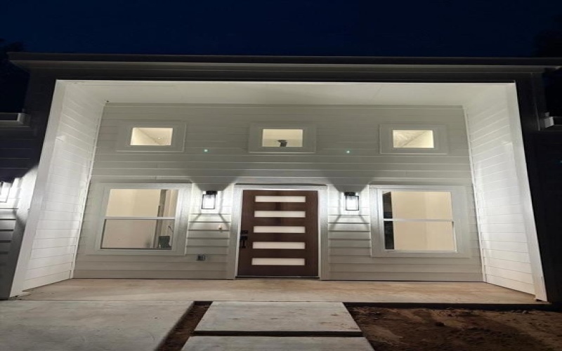 5518 Cold Water Trail, Granbury, TX 76048, 3 Bedrooms Bedrooms, ,2 BathroomsBathrooms,Residential,For Sale,5518 Cold Water Trail,20939957