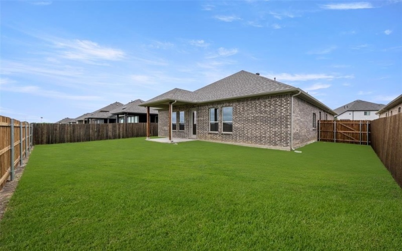 2329 Rams Horn Dr, Waxahachie, TX 75167, 4 Bedrooms Bedrooms, ,3 BathroomsBathrooms,Residential,For Sale,2329 Rams Horn Dr,20947414