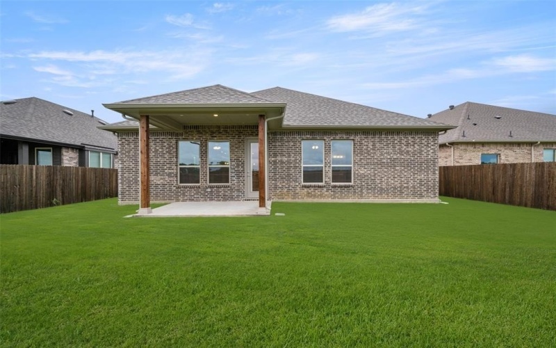 2329 Rams Horn Dr, Waxahachie, TX 75167, 4 Bedrooms Bedrooms, ,3 BathroomsBathrooms,Residential,For Sale,2329 Rams Horn Dr,20947414