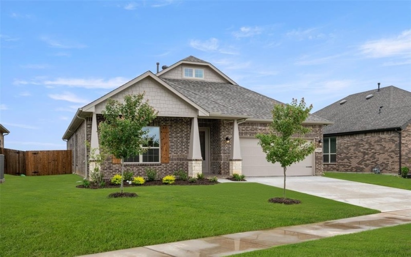 2329 Rams Horn Dr, Waxahachie, TX 75167, 4 Bedrooms Bedrooms, ,3 BathroomsBathrooms,Residential,For Sale,2329 Rams Horn Dr,20947414