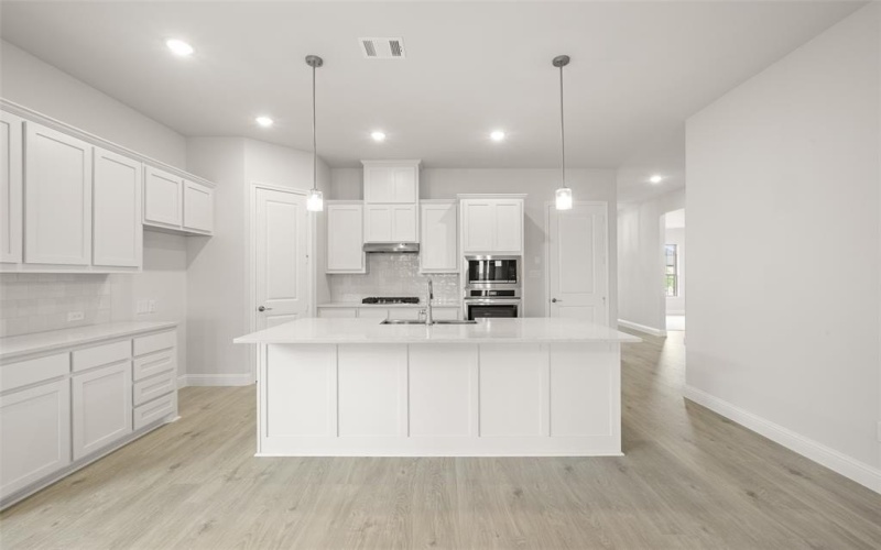2329 Rams Horn Dr, Waxahachie, TX 75167, 4 Bedrooms Bedrooms, ,3 BathroomsBathrooms,Residential,For Sale,2329 Rams Horn Dr,20947414