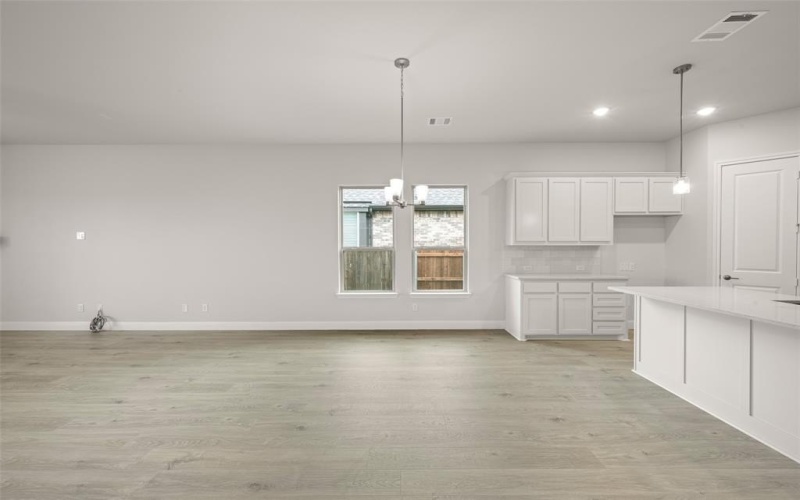 2329 Rams Horn Dr, Waxahachie, TX 75167, 4 Bedrooms Bedrooms, ,3 BathroomsBathrooms,Residential,For Sale,2329 Rams Horn Dr,20947414
