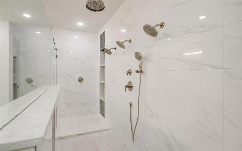 3916 W 5th Street, Fort Worth, TX 76107, 4 Bedrooms Bedrooms, ,3 BathroomsBathrooms,Residential,For Sale,3916 W 5th Street,20947416