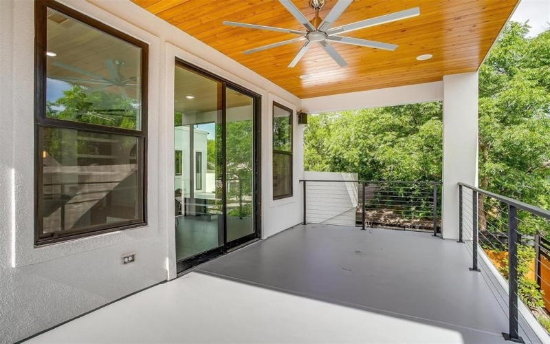 3916 W 5th Street, Fort Worth, TX 76107, 4 Bedrooms Bedrooms, ,3 BathroomsBathrooms,Residential,For Sale,3916 W 5th Street,20947416