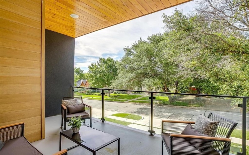 3916 W 5th Street, Fort Worth, TX 76107, 4 Bedrooms Bedrooms, ,3 BathroomsBathrooms,Residential,For Sale,3916 W 5th Street,20947416