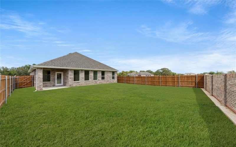 1109 Rushing Court, Aubrey, TX 76227, 3 Bedrooms Bedrooms, ,2 BathroomsBathrooms,Residential,For Sale,1109 Rushing Court,0,20947474